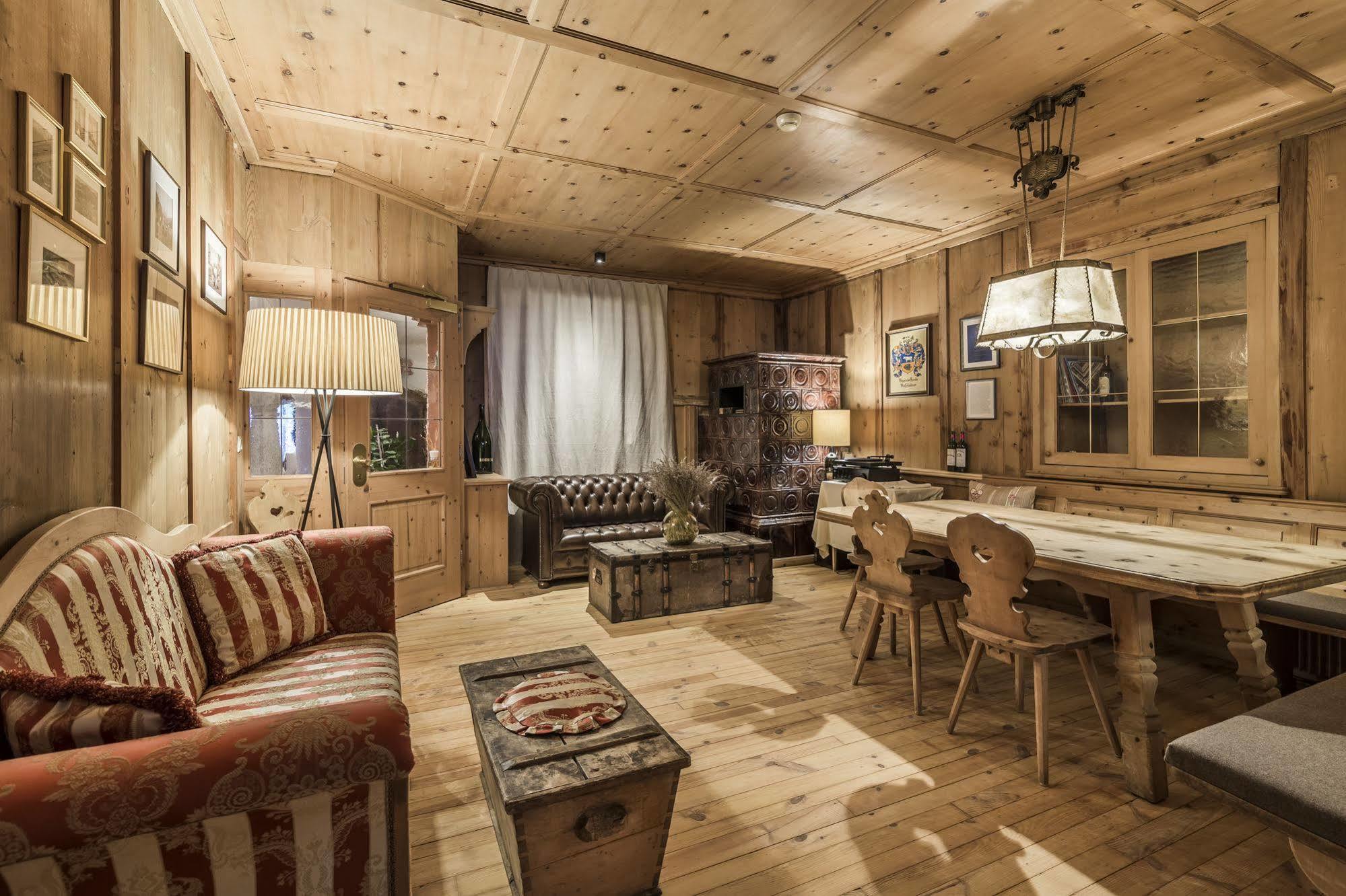 Hotel Restaurant Langgenhof Brunico Ngoại thất bức ảnh